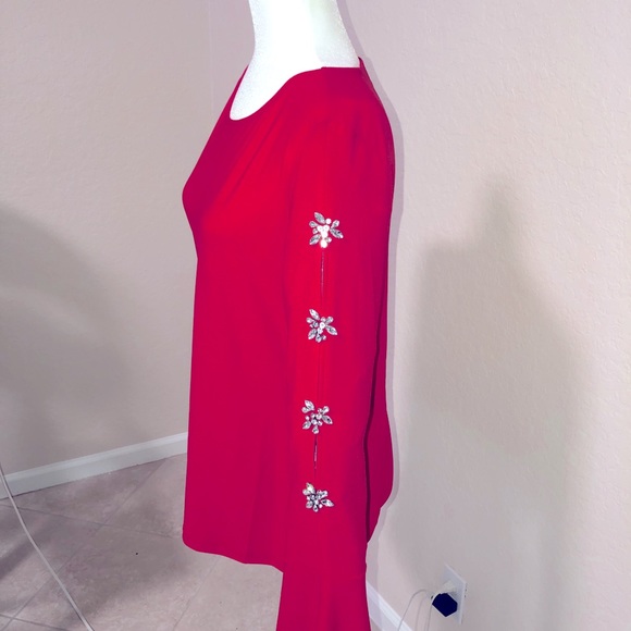 Top - Picture 1 of 4